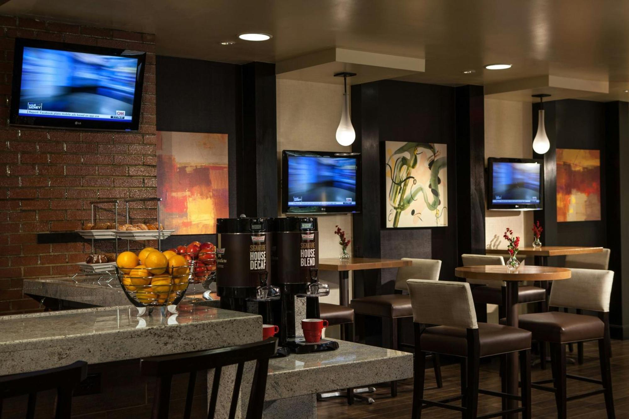 Greensboro-High Point Marriott Airport Buitenkant foto